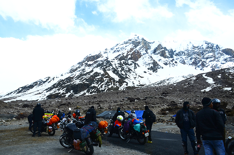 Leh ladakh SUV Car Tour Under 11,999 - Crazy Riders