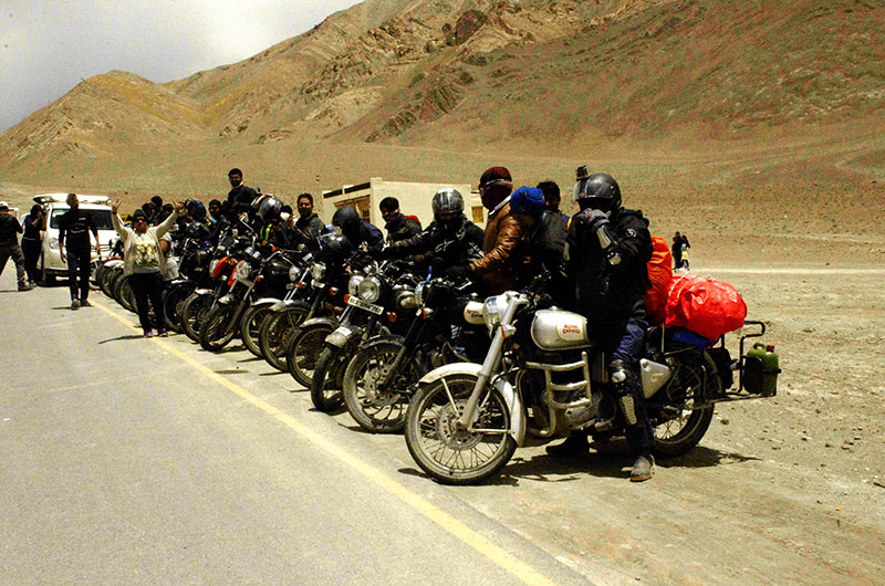 Guide to Leh Ladakh Bike Trip 2024 – An Unforgettable Journey - Crazy Riders