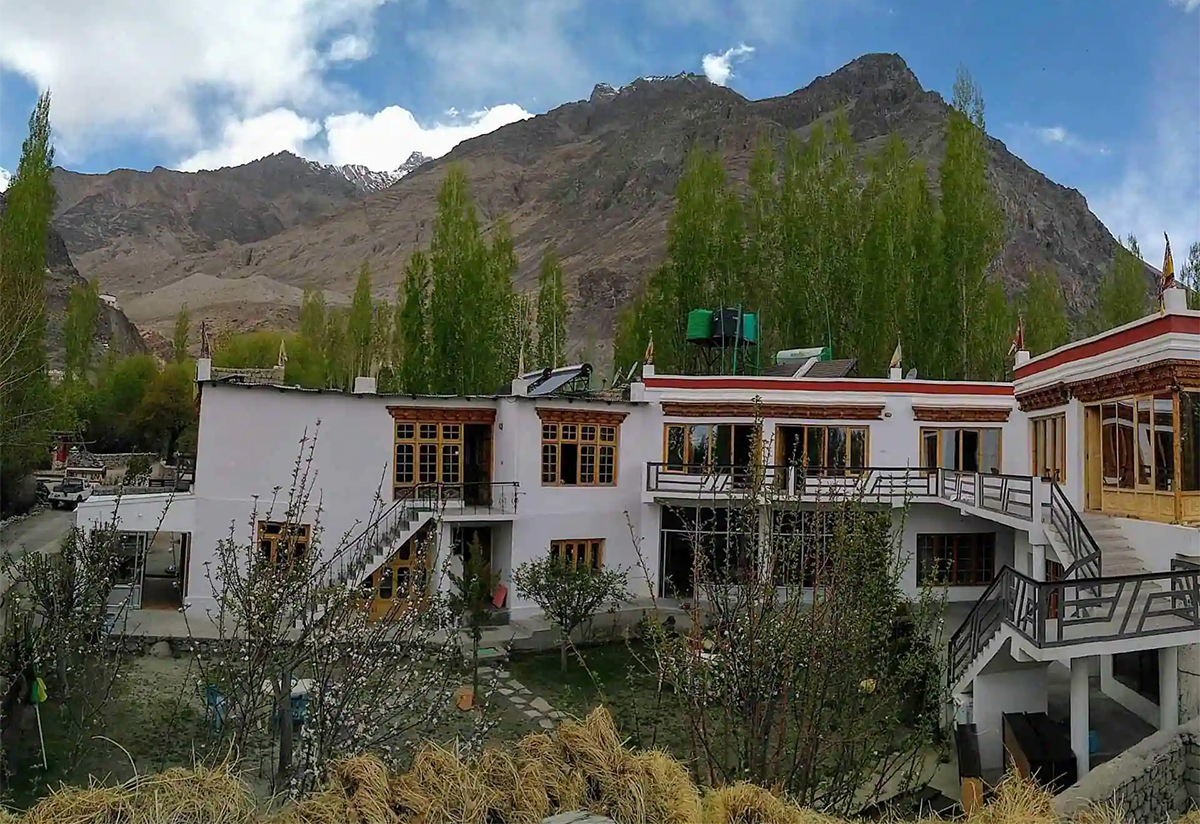 HOTEL JORCHUNG, LEH